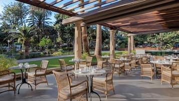 Daily buffet breakfast (EUR 27 per person)