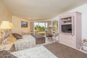 In-room safe, desk, iron/ironing board, free WiFi