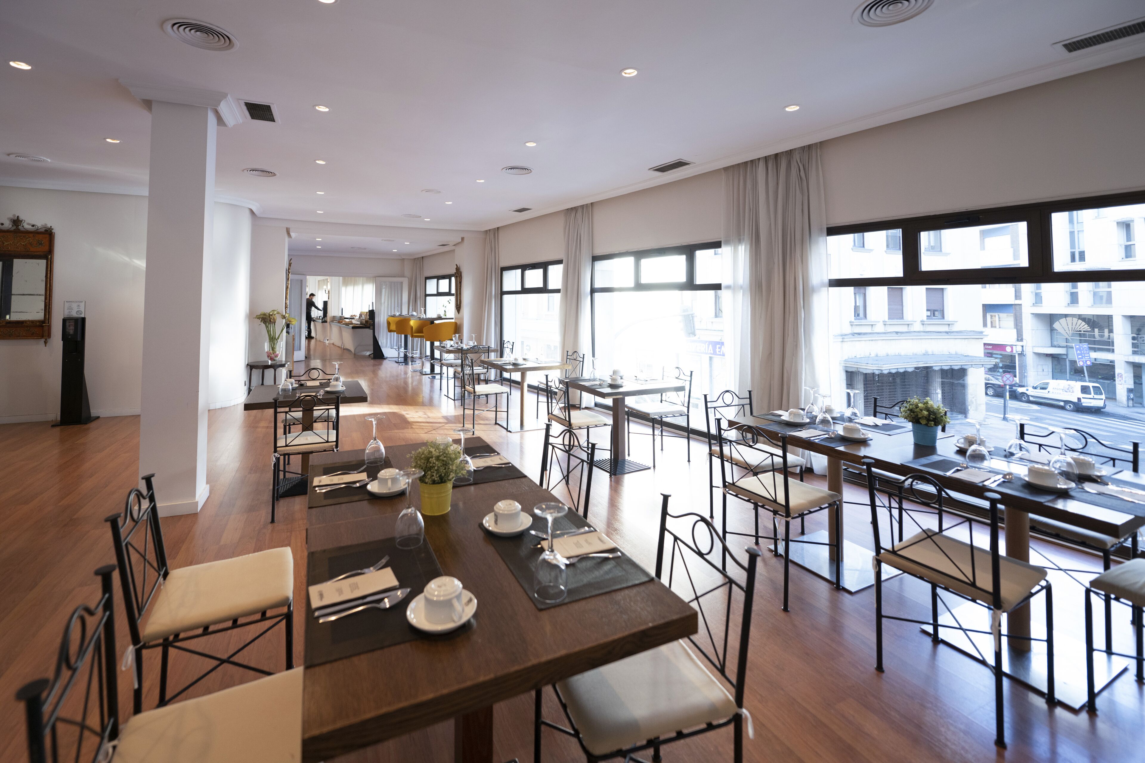 Photo - Barceló León Conde Luna