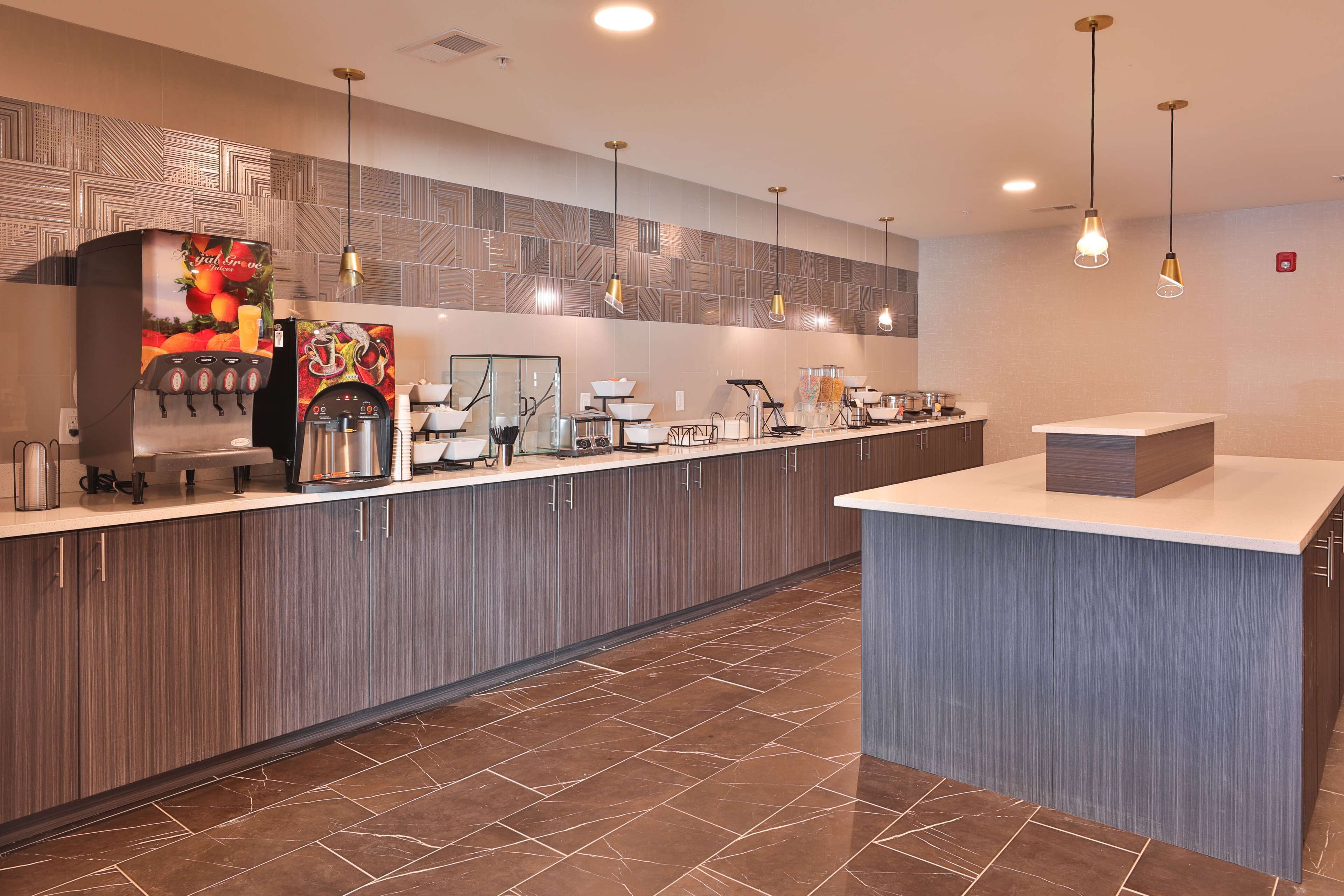 Photo - Best Western Plus Executive Residency Nashville
