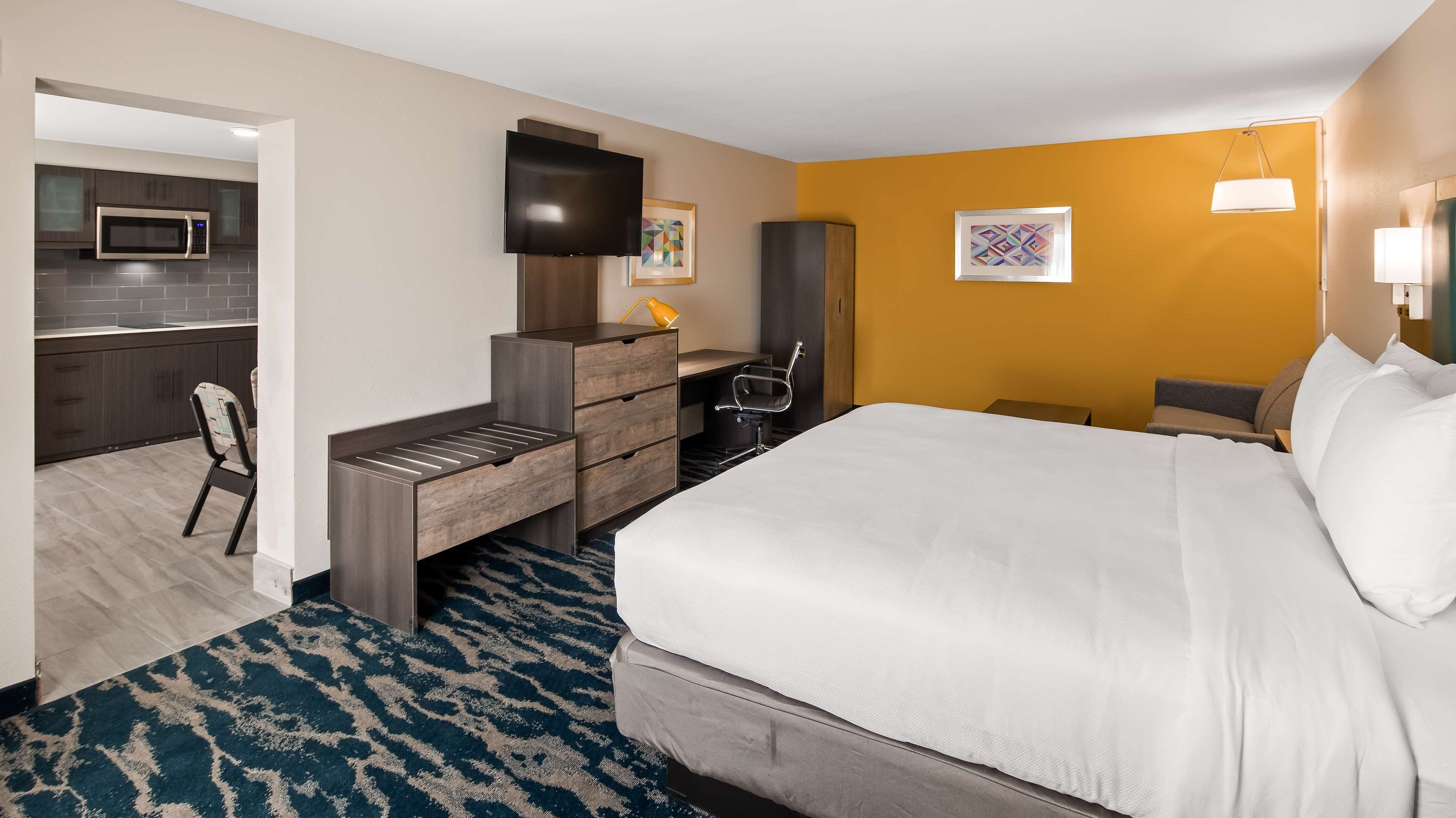 Photo - Best Western Plus Executive Residency Nashville