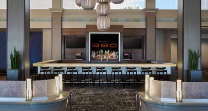 Doubletree by Hilton Newark - Fremont