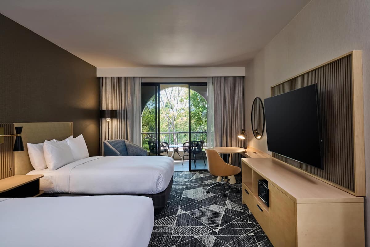 Premium bedding, pillowtop beds, in-room safe, desk