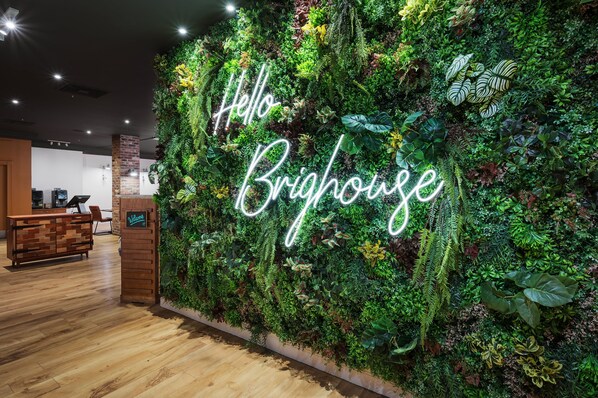 朝食、ランチ、ディナーに営業 (郷土料理)