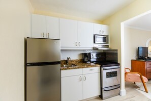 Fridge, microwave, coffee/tea maker