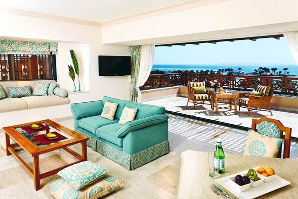 Terrace Suite, Sea View | 加厚床垫、客房内保险箱、熨斗/熨衣板、免费 WiFi