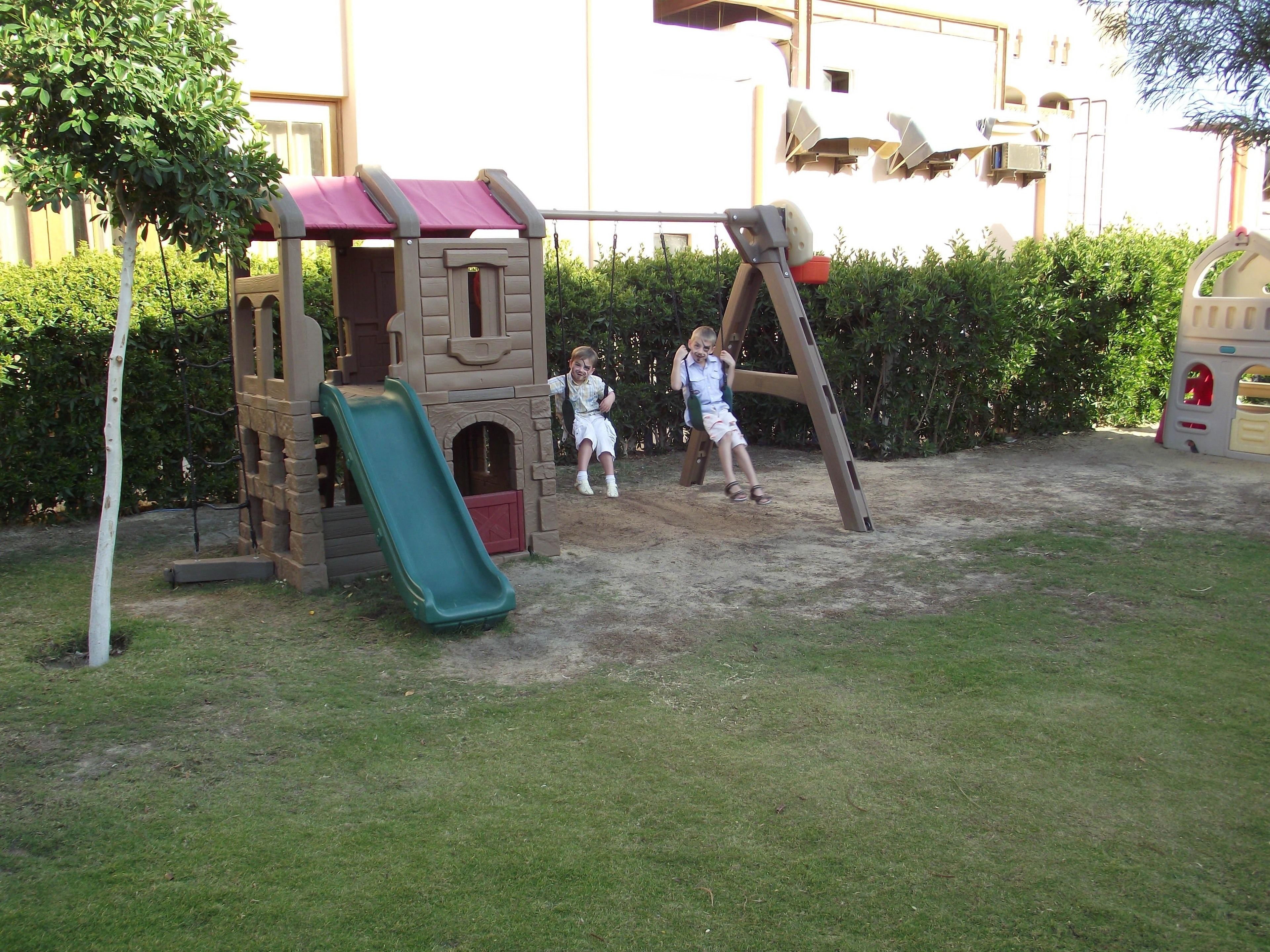children’s play area – outdoor