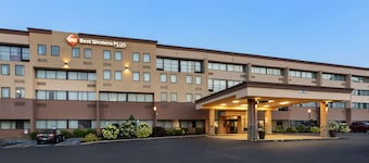 Best Western Plus Reading Inn & Suites