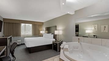 Standardzimmer, 1 King-Bett, Nichtraucher, Whirlpool | Zimmersafe, laptopgeeigneter Arbeitsplatz, Bügeleisen/Bügelbrett