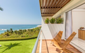 Deluxe Room, 1 King Bed, Terrace, Sea View | Premium bedding, in-room safe, desk, blackout drapes