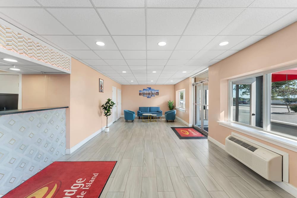 Econo Lodge Cranston - Providence