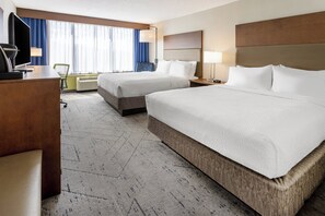 Hypo-allergenic bedding, minibar, desk, laptop workspace - Holiday Inn Express & Suites Ft. Washington - Philadelphia by IHG (Fort Washington)