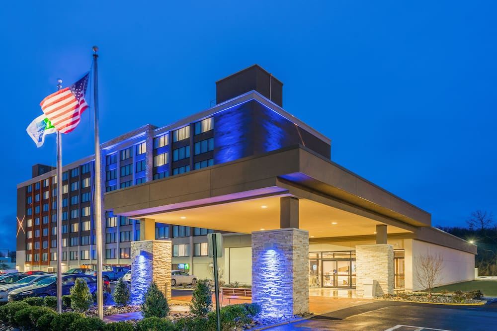 Holiday Inn Express & Suites Ft. Washington - Philadelphia by IHG