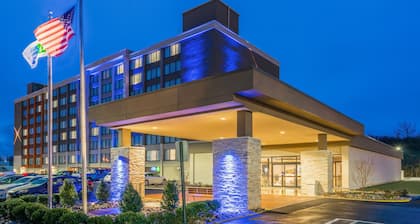 Holiday Inn Express & Suites Ft. Washington - Philadelphia by IHG