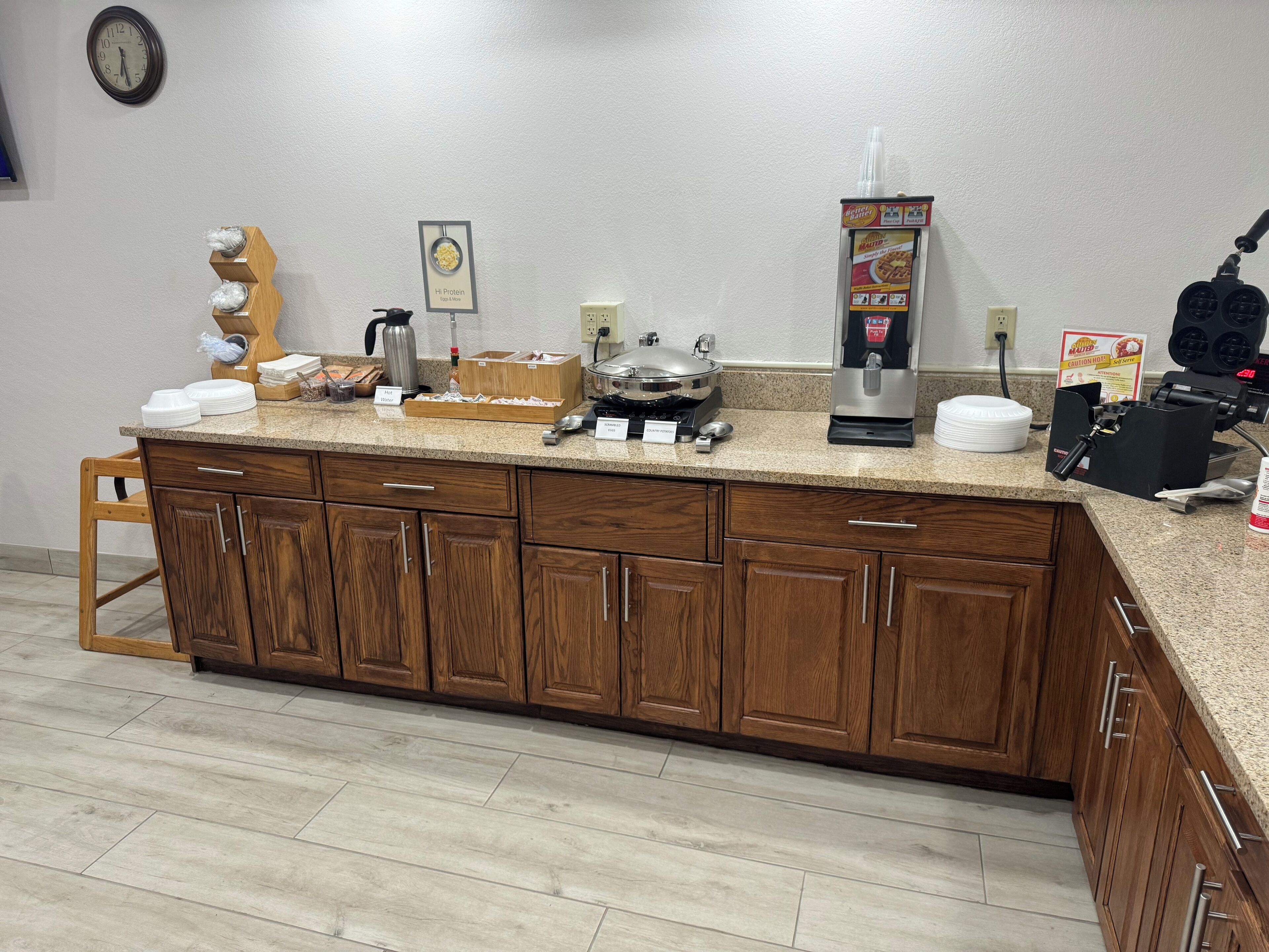 Free daily buffet breakfast