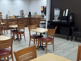 Desayuno buffet incluido todos los días 