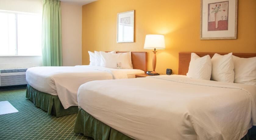 1 bedroom, premium bedding, desk, blackout curtains