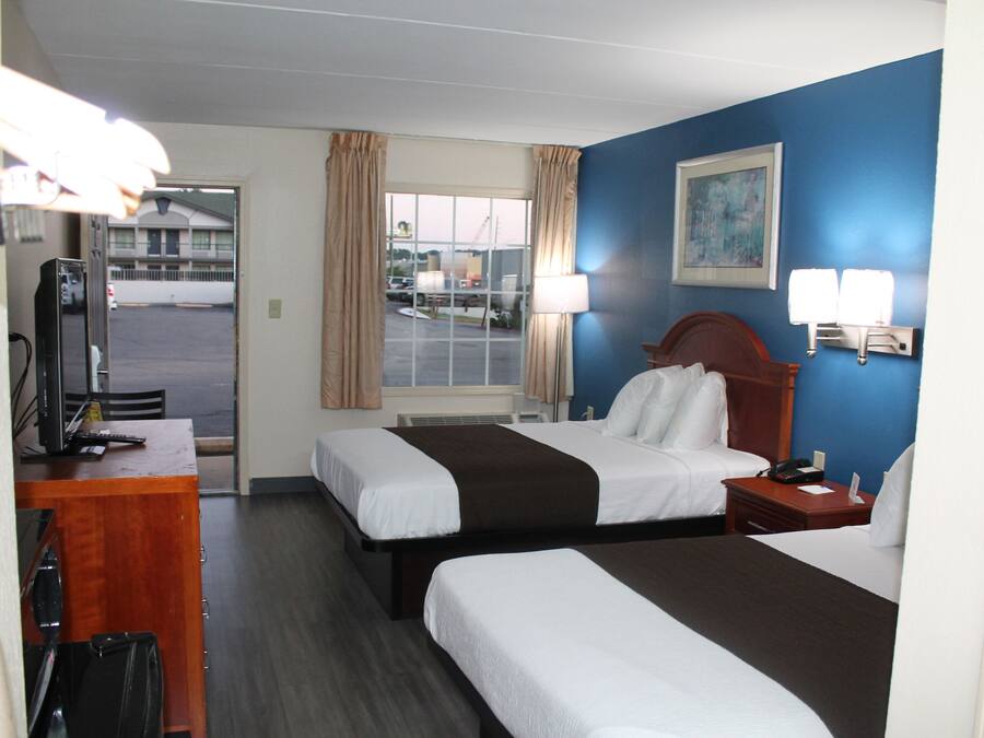 Schreibtisch, Bügeleisen/Bügelbrett, Zustellbetten, kostenloses WLAN