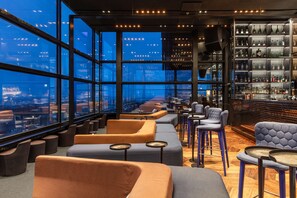 2 bars/lounges, rooftop bar