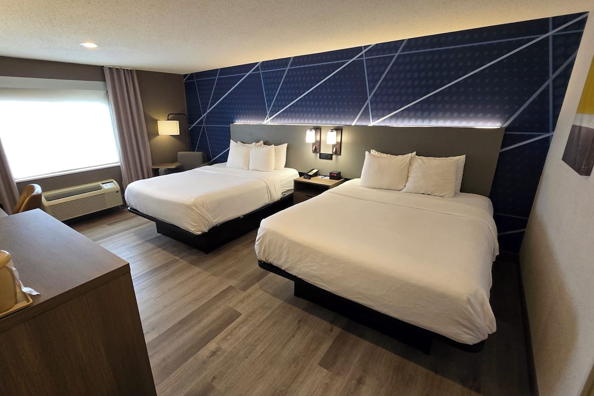 Standard Room, 2 Queen Beds, Non Smoking