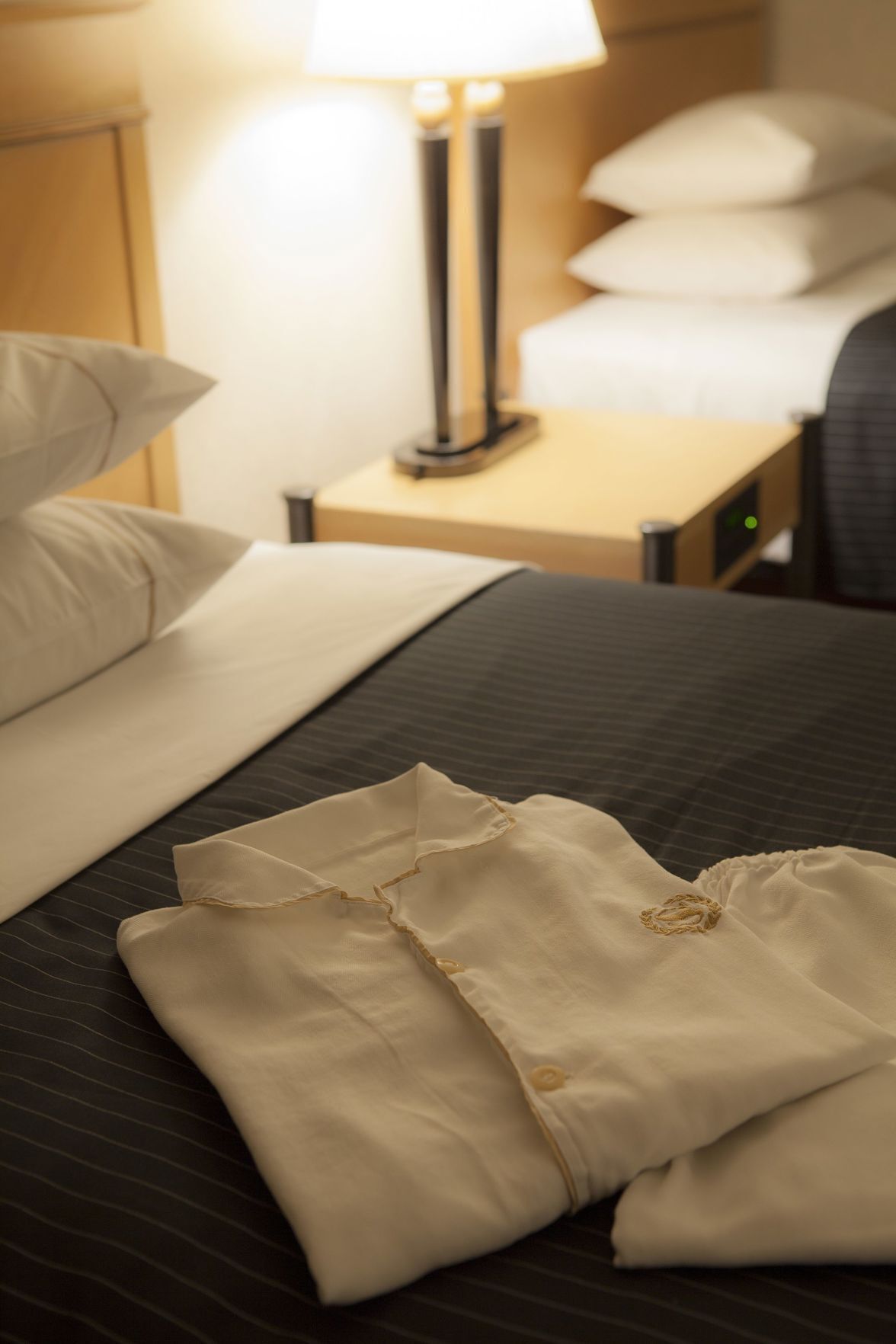 迷你吧、客房內保險箱、書桌、遮光布/窗簾