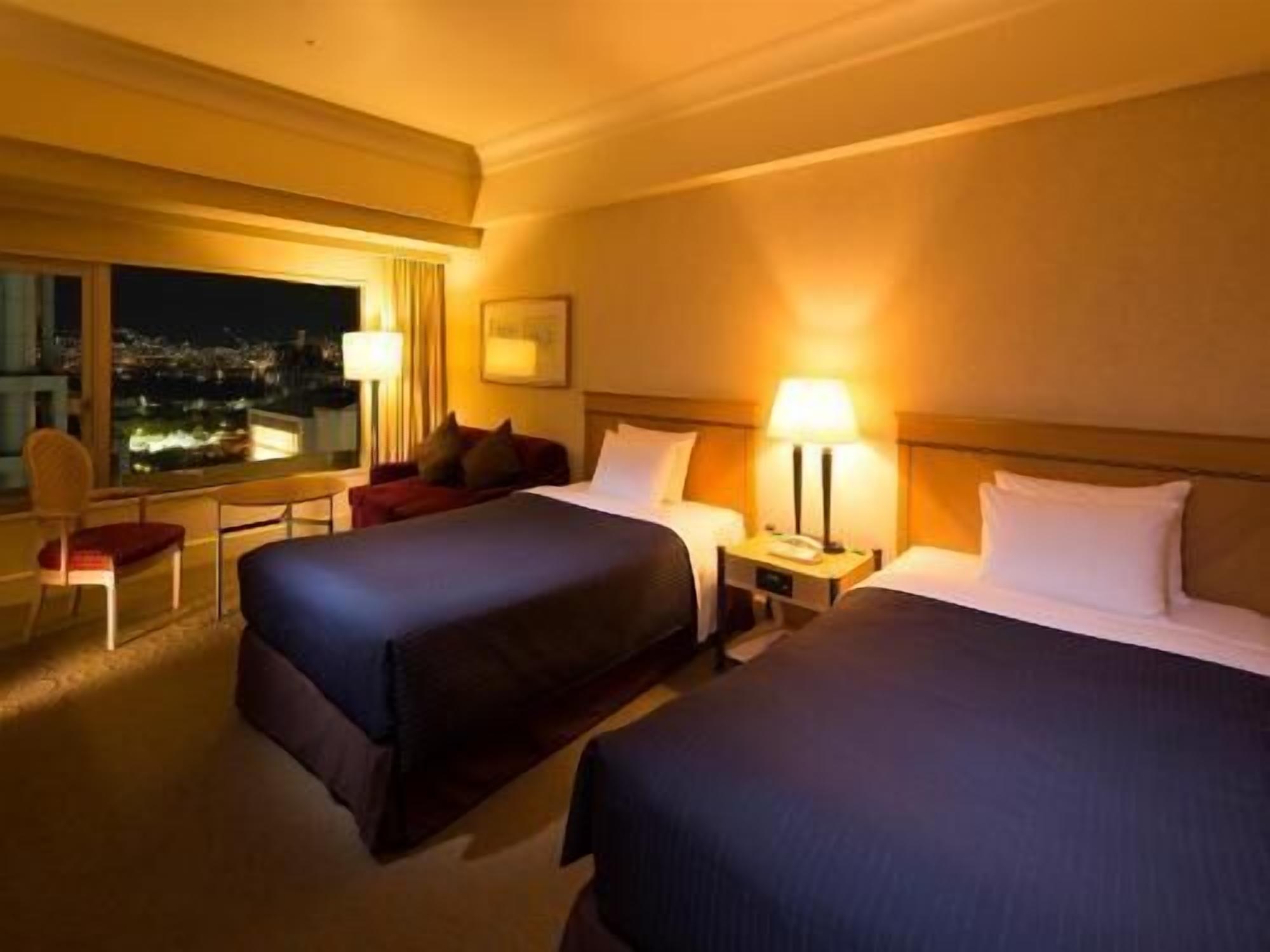 迷你吧、客房內保險箱、書桌、遮光布/窗簾