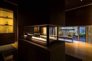 Body treatments, aromatherapy, Thai massages, facials