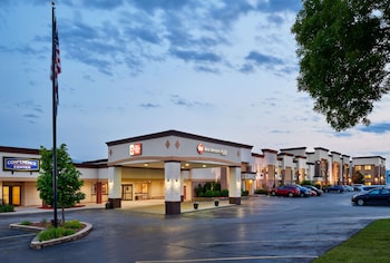 Best Western Plus Milwaukee Airport Hotel & Conference Ctr