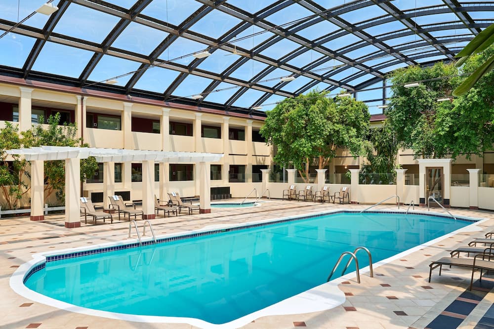 Best Western Plus Milwaukee Airport Hotel & Conference Ctr