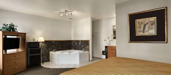 Travelodge by Wyndham Wenatchee