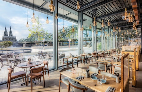 Terraza. Hyatt Regency Cologne