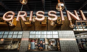 3 restaurants, breakfast, lunch, dinner served; international cuisine