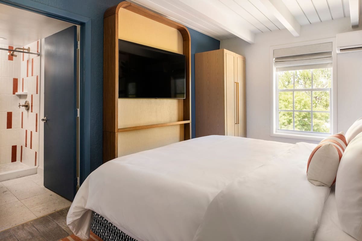 In-room safe, individually decorated, individually furnished
