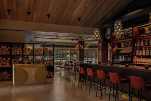 4 restaurantes, café da manhã, culinária latinoamericana