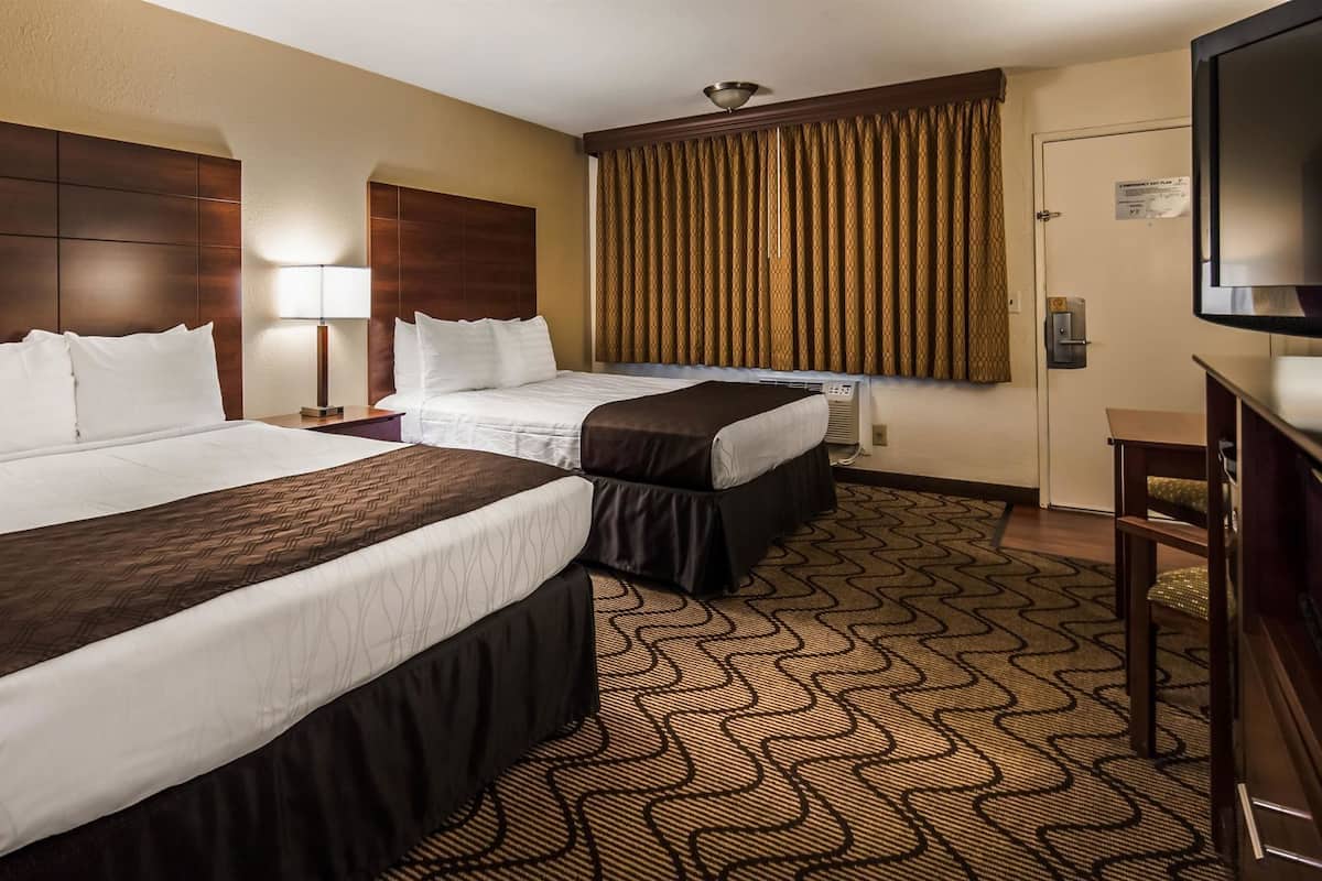 In-room safe, desk, laptop workspace, blackout drapes