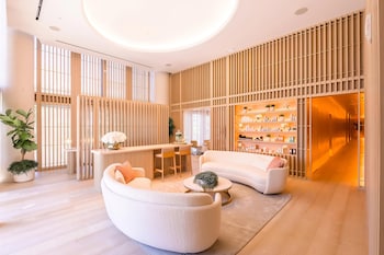Couples treatment rooms, steam room, body treatments, aromatherapy at W South Beach