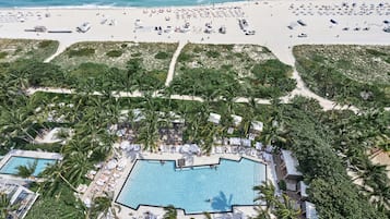 2 outdoor pools, open 9:00 AM to 7:00 PM, cabanas (surcharge)