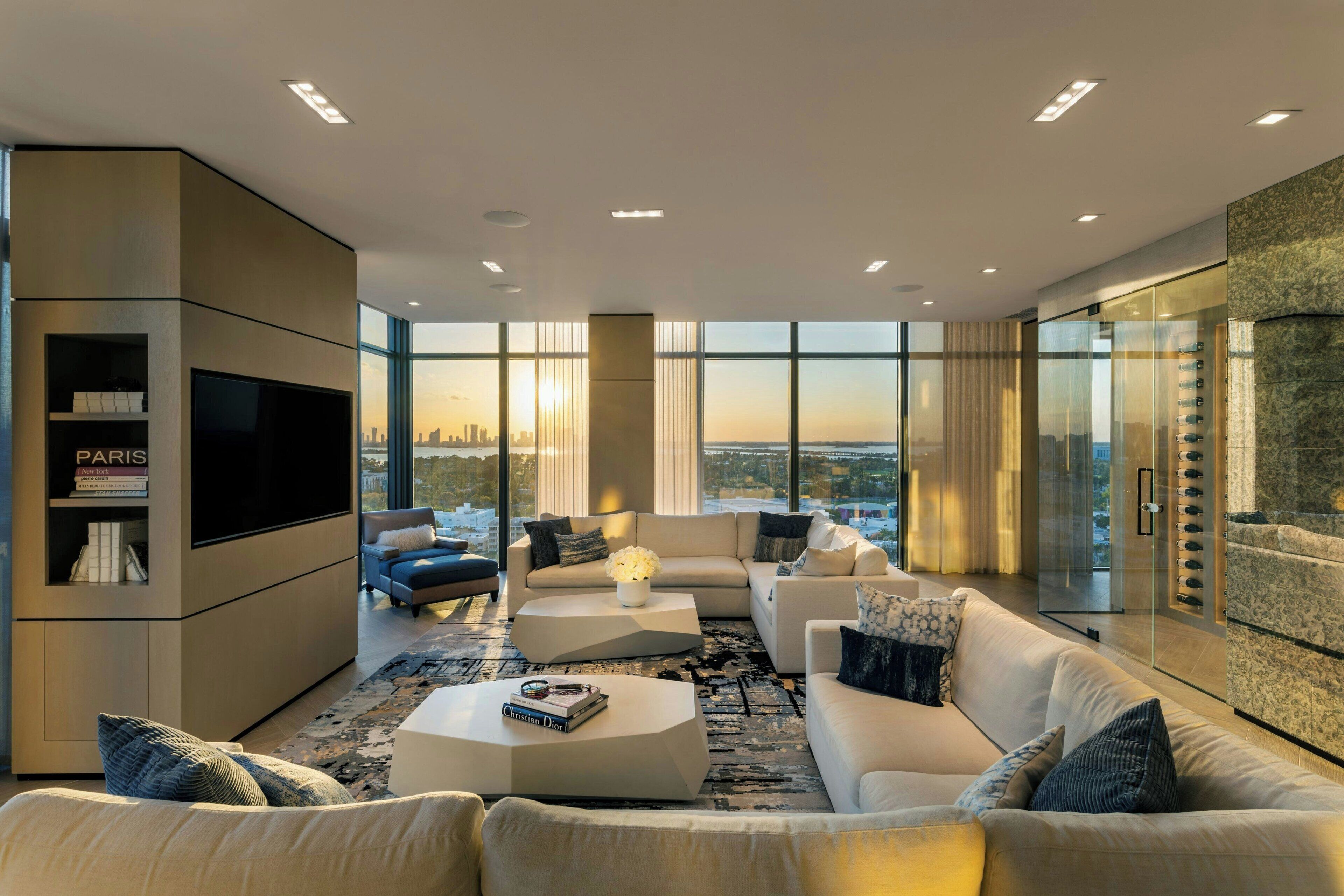 Suite, 3 habitaciones, para no fumadores, vista al océano | Sala de estar | Televisión LCD, Netflix, reproductor de DVD y estación para iPod 