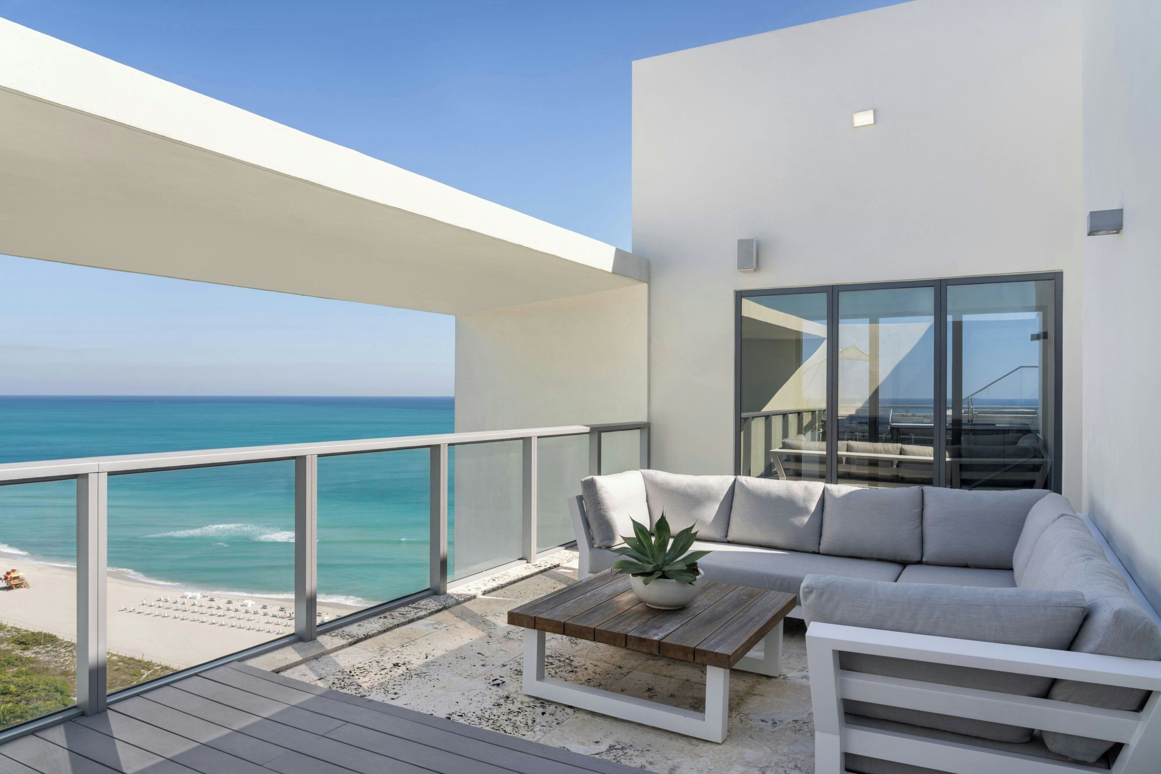 Down comforters, minibar, in-room safe, desk