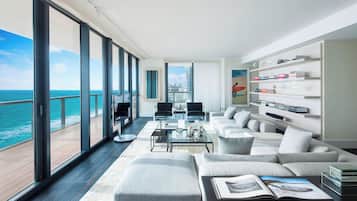 37-inch LCD TV with cable channels, TV, Netflix