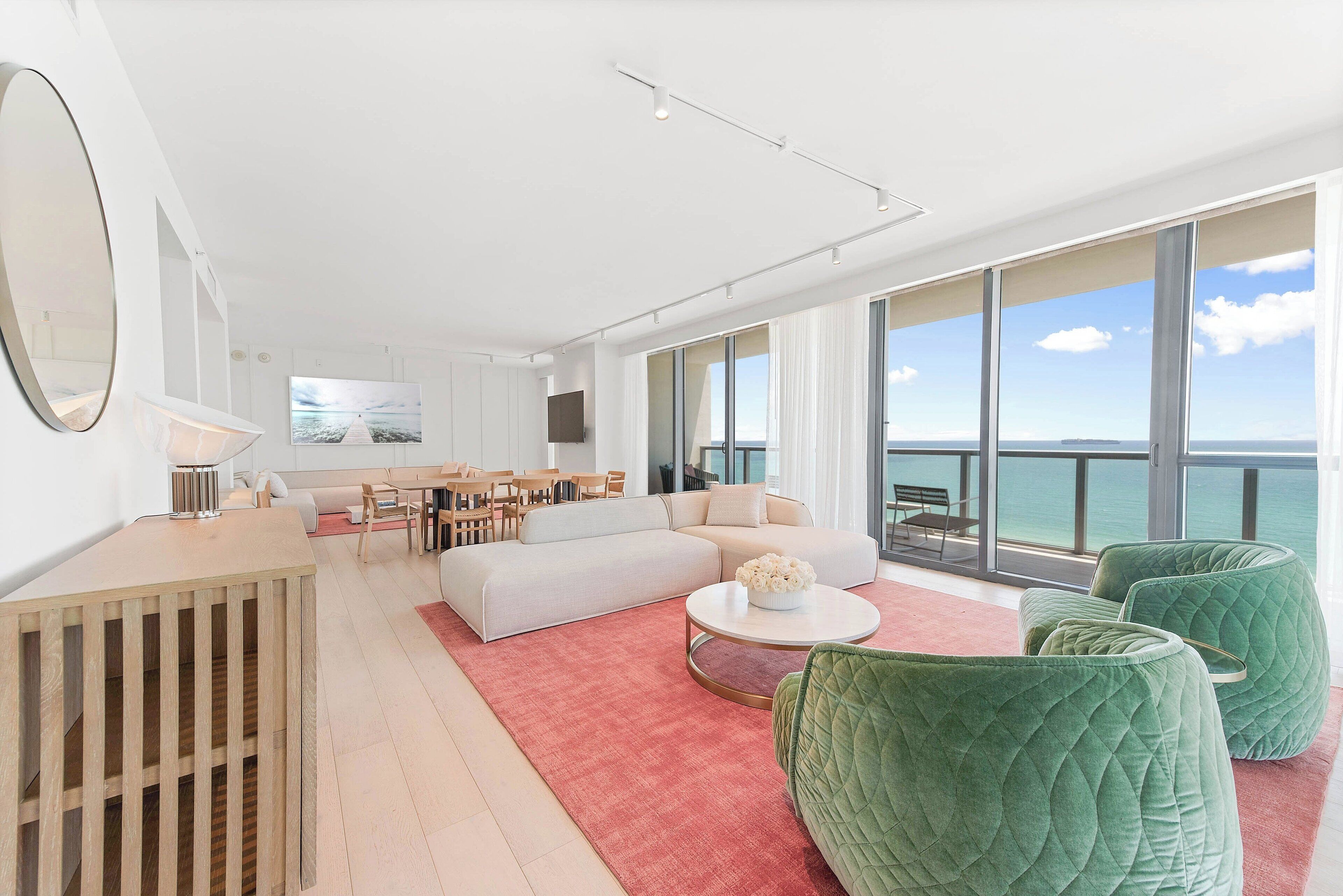 Luxury Oceanfront 3.5 Bdr, Suite, Bedroom 1: 1 King, Bedroom 2: 1 King, Bedroom 3: 1 Queen | Living room | 37-inch LCD TV with cable channels, TV, Netflix