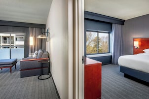 Suite, 1 Bedroom | Premium bedding, desk, laptop workspace, blackout drapes