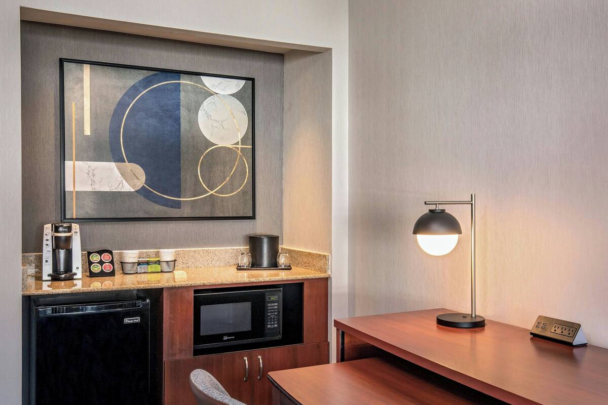 suite, 1 bedroom, non smoking | premium bedding, desk, laptop workspace, blackout curtains