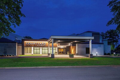 Courtyard by Marriott Boston Andover