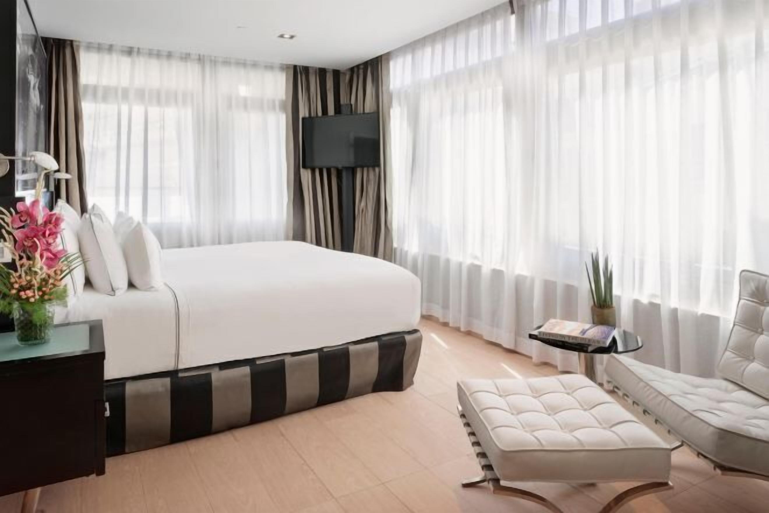 Egyptian cotton sheets, premium bedding, down comforters, pillowtop beds