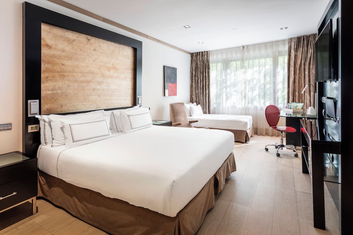 Melia Room, Habitación triple | Sábanas de algodón egipcio, ropa de cama de alta calidad y edredón