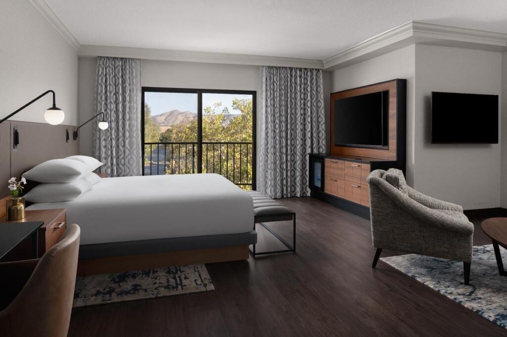 Premium bedding, down duvets, in-room safe, desk
