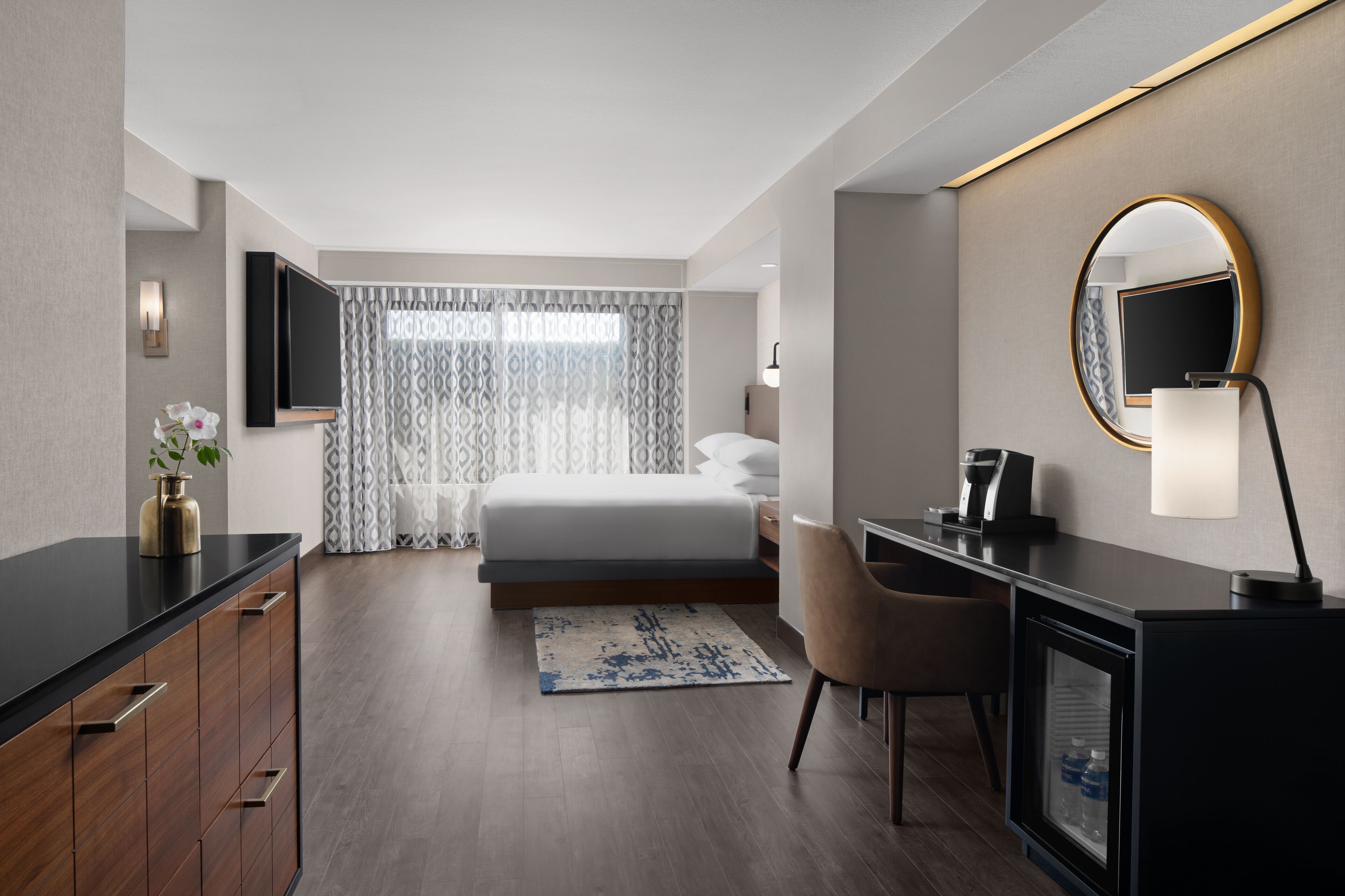 premium bedding, down duvets, in-room safe, desk