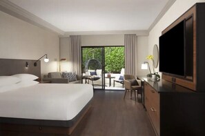 Room, 1 King Bed, Patio | Premium bedding, down comforters, in-room safe, desk - Hyatt Regency Westlake (Westlake Village)