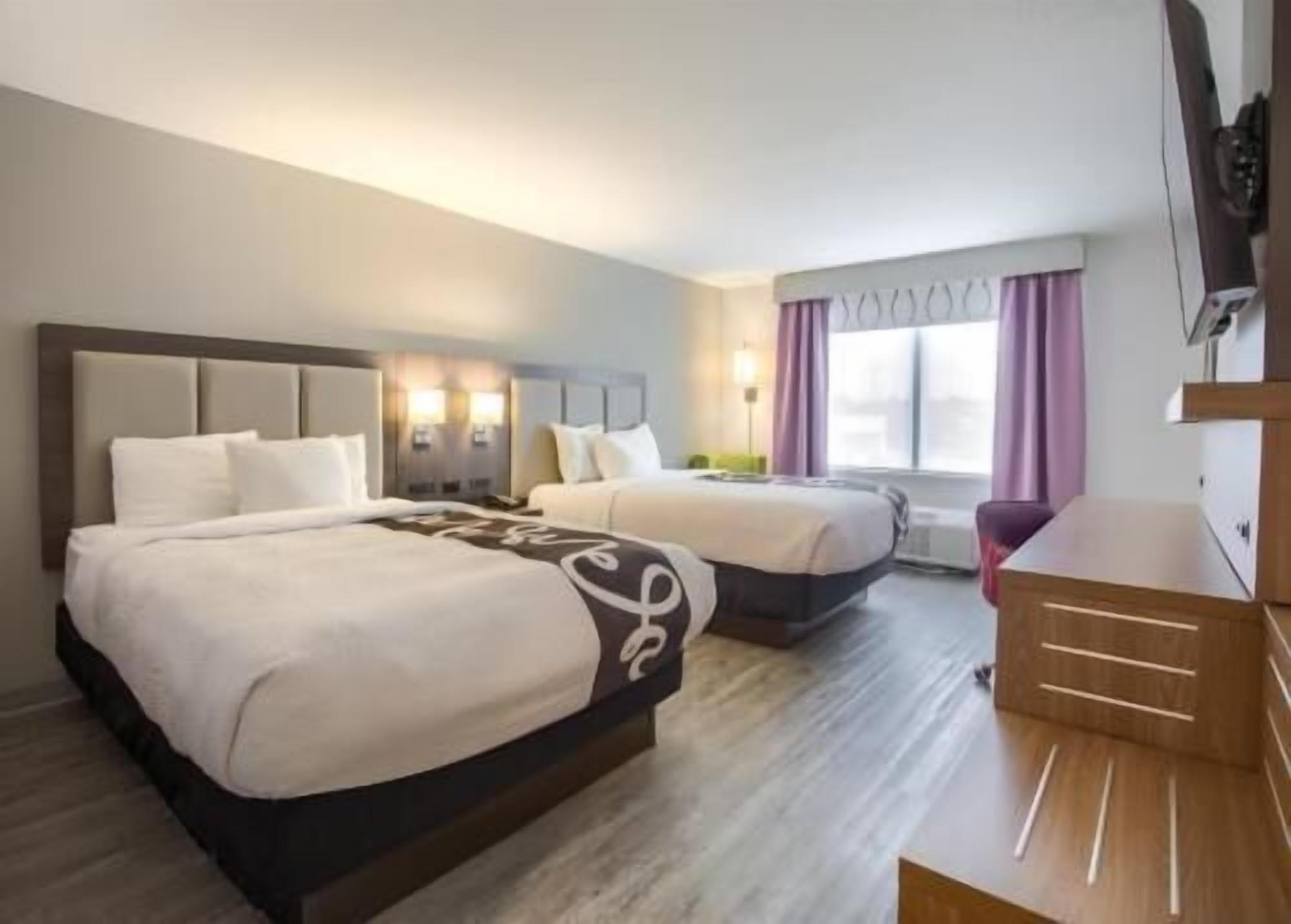Couette en duvet d'oie, surmatelas, bureau